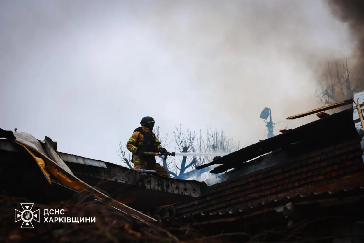 Рятувальники показали наслідки ранкового обстрілу Харкова