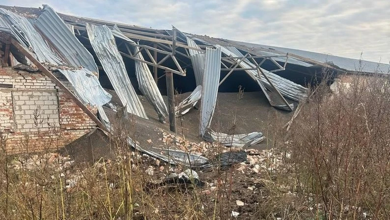 Під ударами та серед вибухів: як аграрії Золочівської громади тримають господарство на прикордонні
