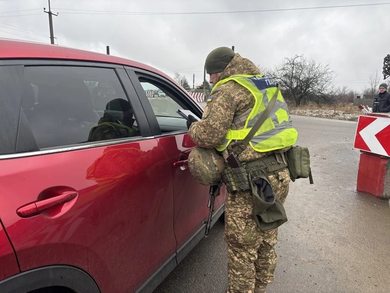 На блокпості між життям і смертю: історія нацгвардійця, який врятував пораненого бійця ЗСУ