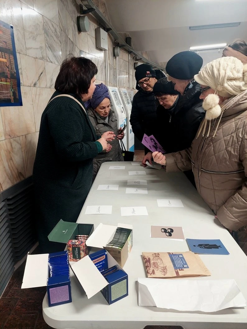 Метро поєднало місто і класику: у Харкові знову відкрили виставку про Квітку-Основ’яненка