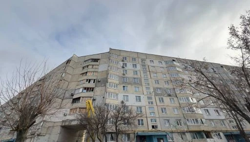 Будинок на Салтівці повертається до життя після обстрілів