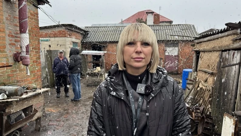 У Чугуєві відновлюють багатоповерхівки: міжнародні партнери беруться за дахи та під’їзди