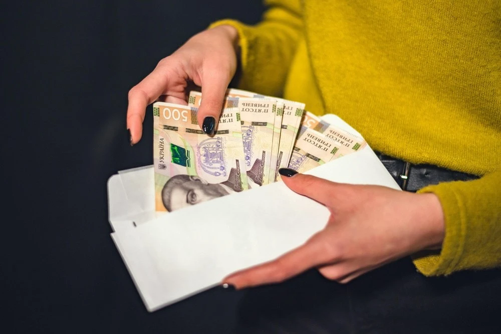 Що зміниться для українців у 2026 році: пенсії, зарплати та допомога на дітей