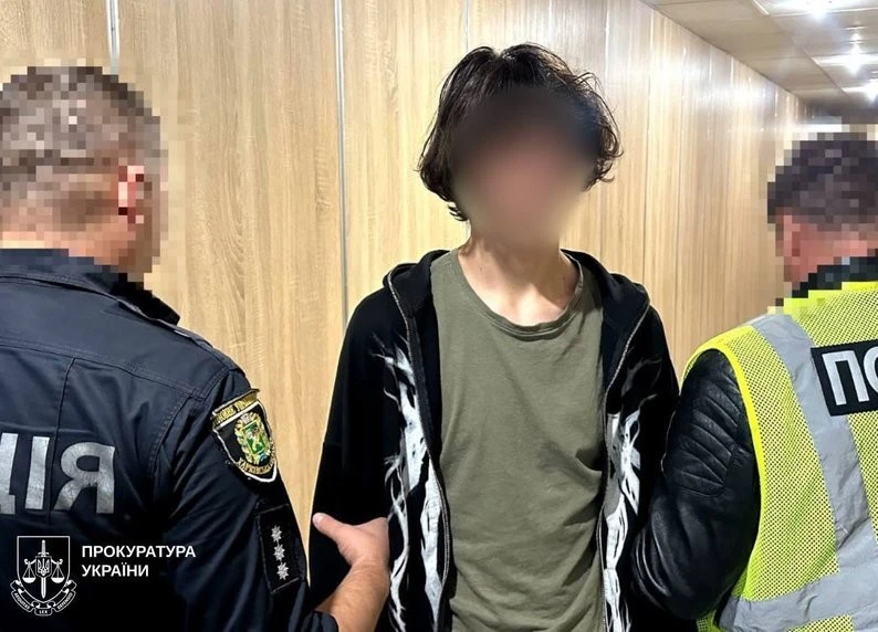 Харківський підпал на замовлення: безробітного чоловіка судитимуть за серію нічних атак на авто