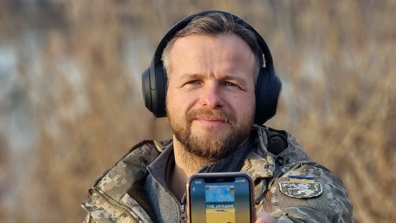 Від пацифізму до війни і назад до іронії: як Артем Чапай осмислює свій досвід у літературі