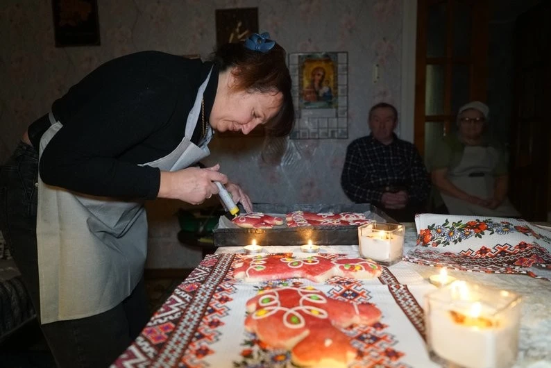 На Харківщині відроджують столітню традицію різдвяних пряників-“панянок”
