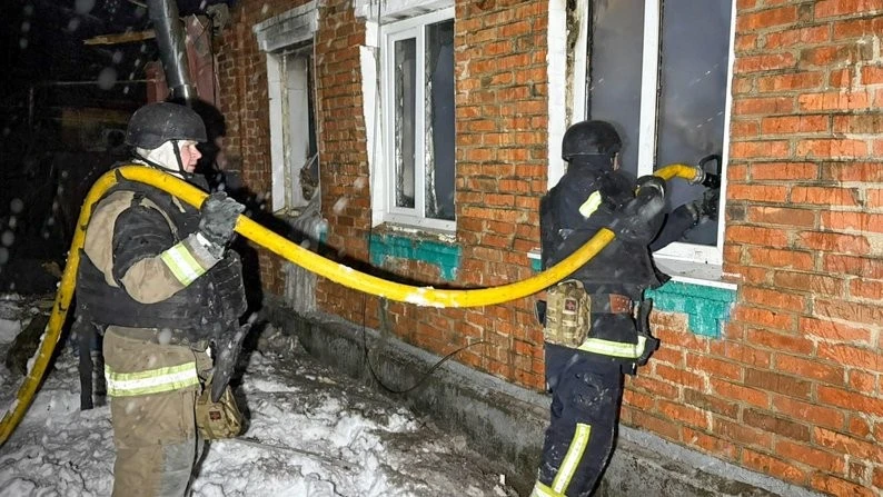 Новорічна ніч під дронами: пожежі на Харківщині після ударів РФ