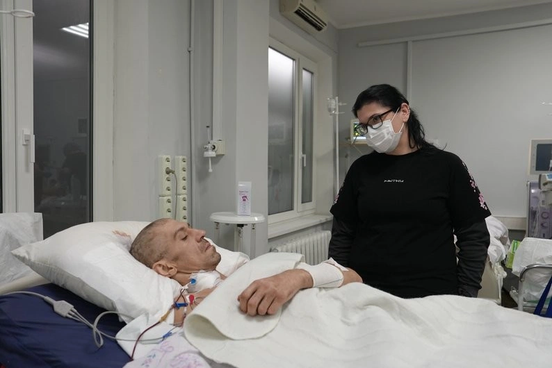 Сорок дві доби в ізоляції: історія бійця, який вижив завдяки залізній витримці та медицині під обстрілами