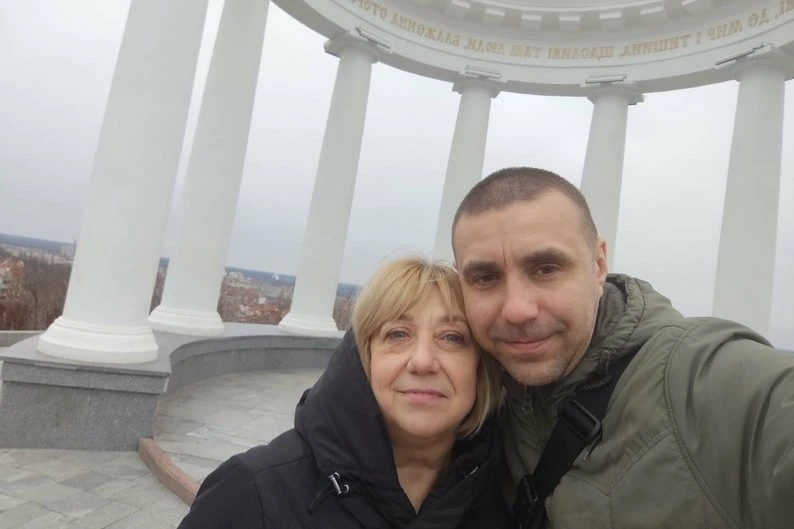 «Руки, ноги цілі, а інше вилікуємо»: шлях полковника Калініченка від підвалів «Азовсталі» до повернення у стрій