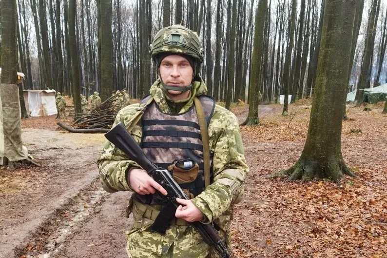 Рік між надією та вічністю: Харків попрощався з добровольцем Ігорем Свічкарьовим