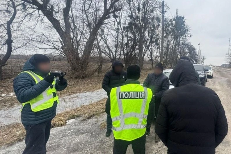 Кілограм психотропів та «закладки»: на Харківщині викрили мережу збуту PVP