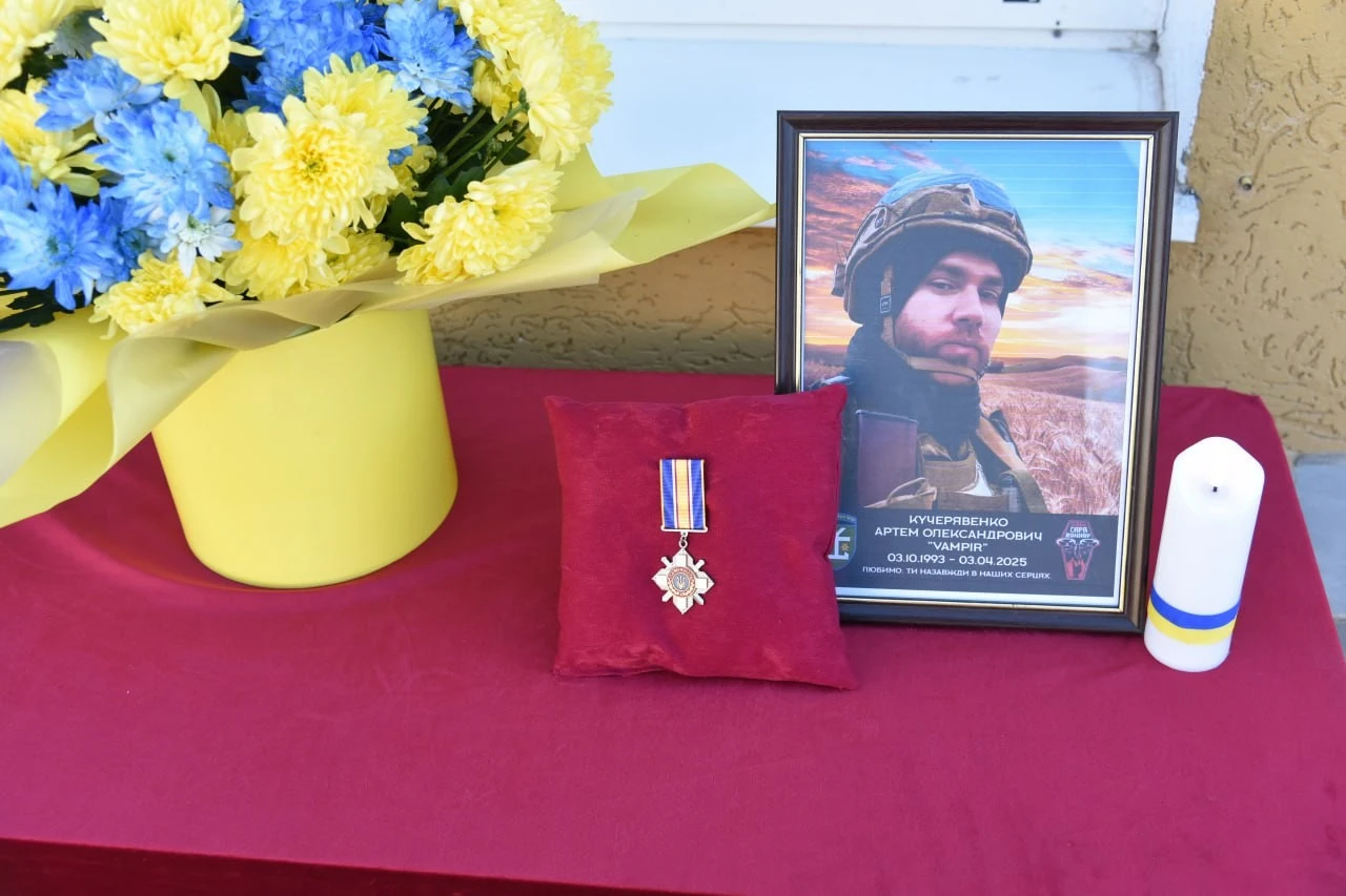 Музика під обстрілами: у Білогорівці загинув харківський рок-виконавець Артем Кучерявенко