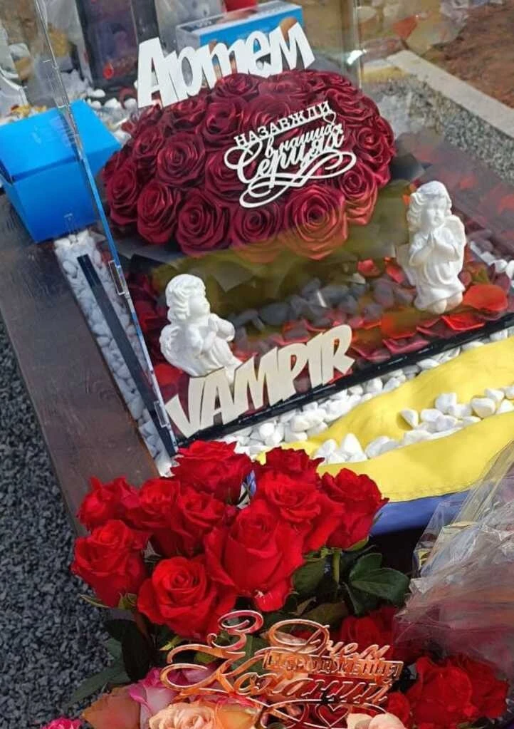 Музика під обстрілами: у Білогорівці загинув харківський рок-виконавець Артем Кучерявенко