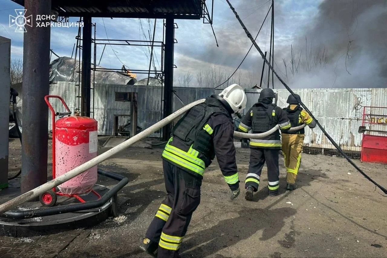 Атака дрона на Харківщині: під ударом опинилася паливна інфраструктура