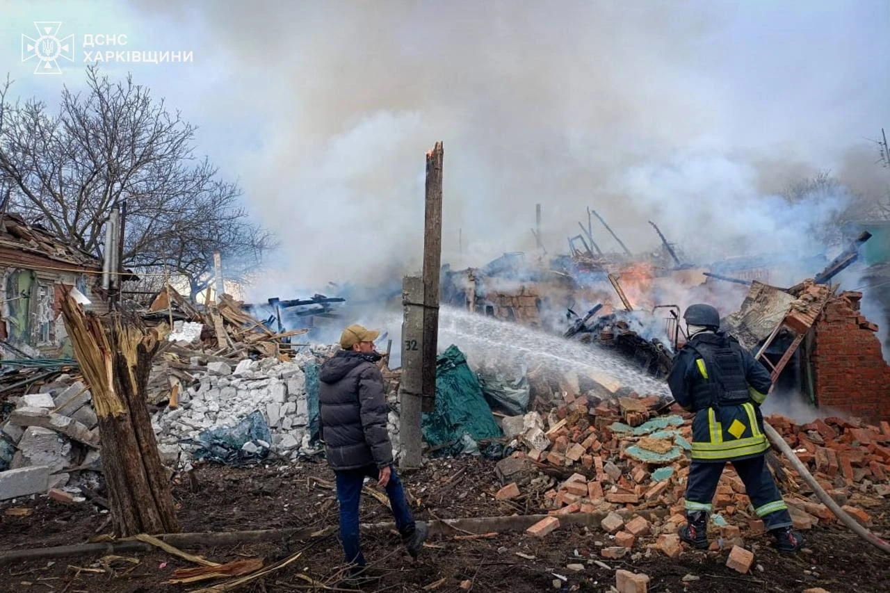 Під вогнем РСЗВ: обстріл Золочева призвів до поранення дітей та дорослих
