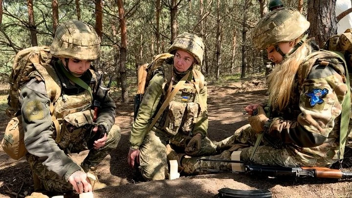 Від манікюру до дронів: історія двох подруг, які обрали шлях помсти у лавах ЗСУ