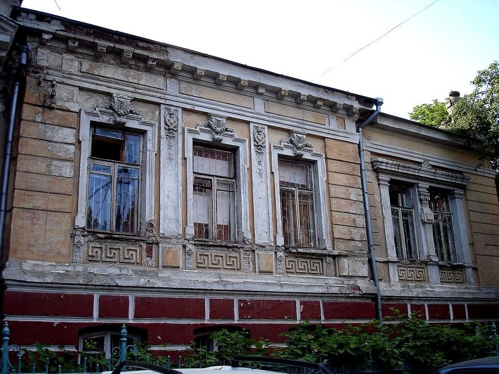 Порятунок голосу Шаляпіна та занепад архітектурної перлини: доля садиби професора Сурукчі