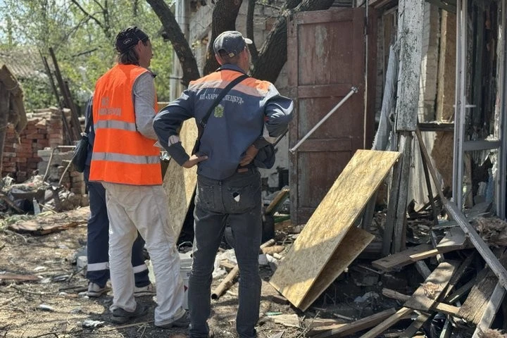 Нічна атака дрона на Харків: наслідки влучання у приватному секторі Новобаварського району